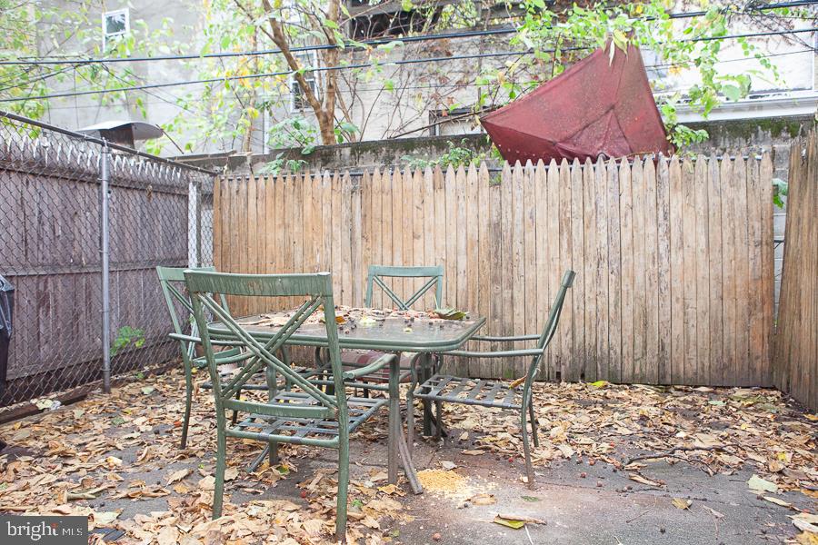 1517 Swain Street Philadelphia, PA 19130 - Photo 16 of 29