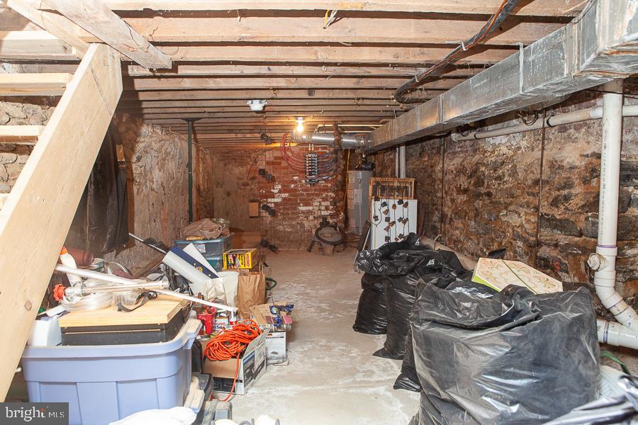 1517 Swain Street Philadelphia, PA 19130 - Photo 18 of 29