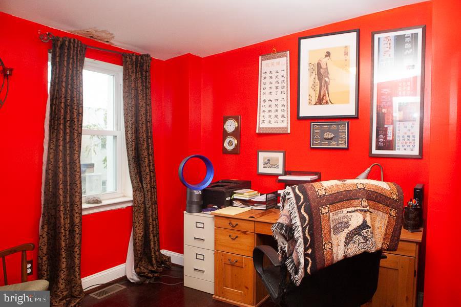 1517 Swain Street Philadelphia, PA 19130 - Photo 24 of 29