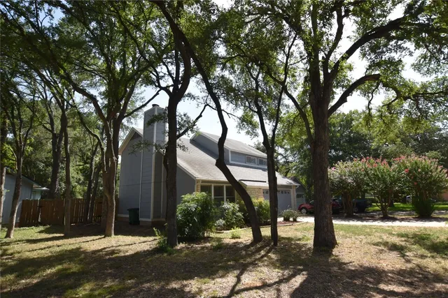 $2,300 | 7703 Islander Drive, Austin, TX 78749