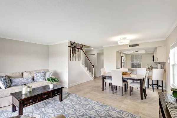 $4,000 | 18350 Southeast Wood Haven Lane, Unit F, Jupiter, FL 33469