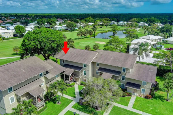 $4,000 | 18350 Southeast Wood Haven Lane, Unit F, Jupiter, FL 33469