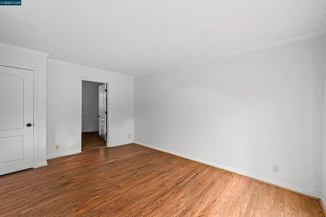 a view of a basketball court