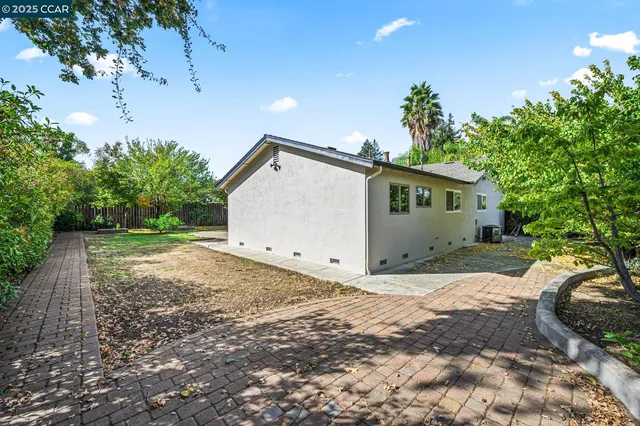 $1,198,000 | 2463 Aarles Court, Walnut Creek, CA 94598