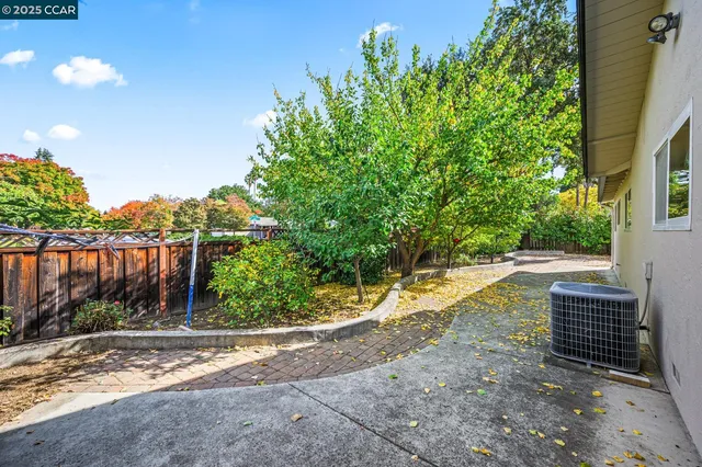 $1,198,000 | 2463 Aarles Court, Walnut Creek, CA 94598