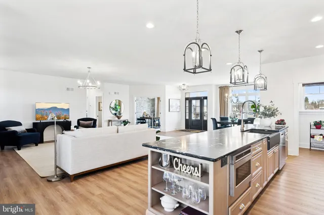 $538,900 | 11 Flint Drive, Hanover, PA 17331