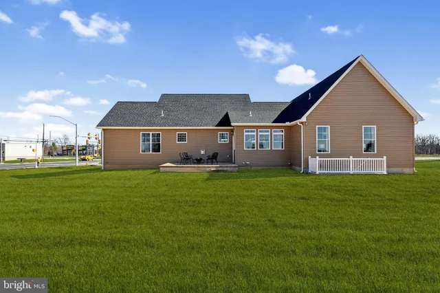 $538,900 | 11 Flint Drive, Hanover, PA 17331