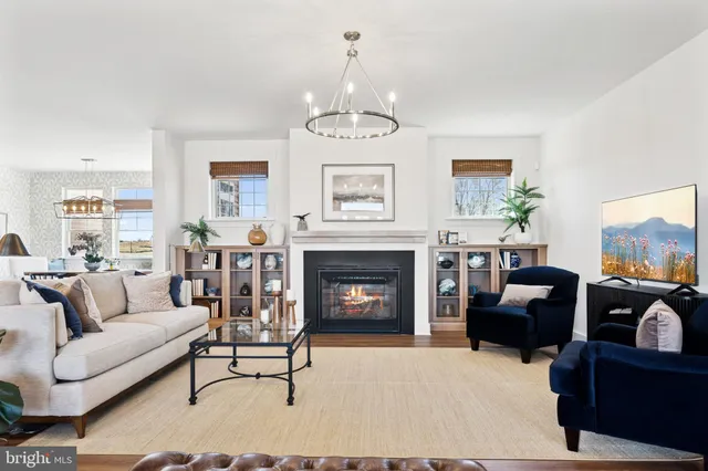 $538,900 | 11 Flint Drive, Hanover, PA 17331