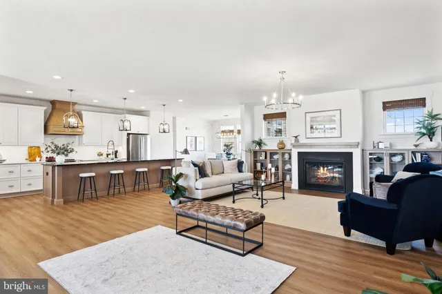 $538,900 | 11 Flint Drive, Hanover, PA 17331