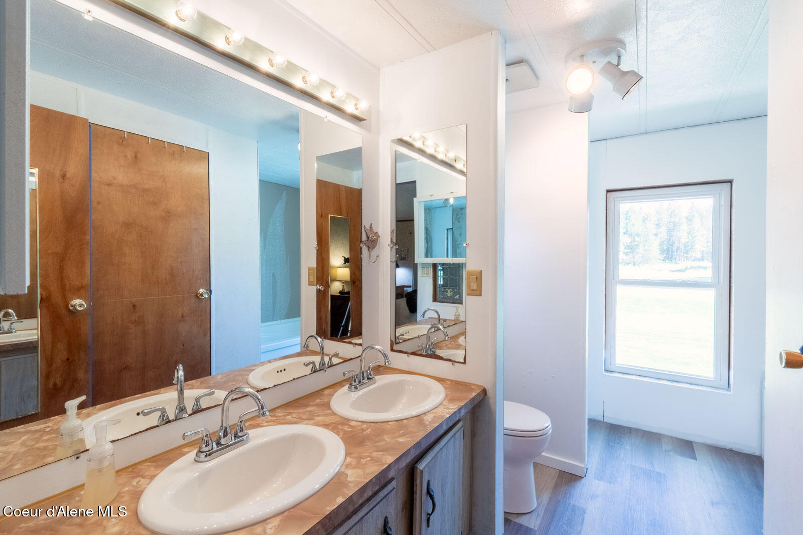 4882 West Highway 53 Rathdrum, ID 83858 - Photo 14 of 35 _D513630-HDR-Edit