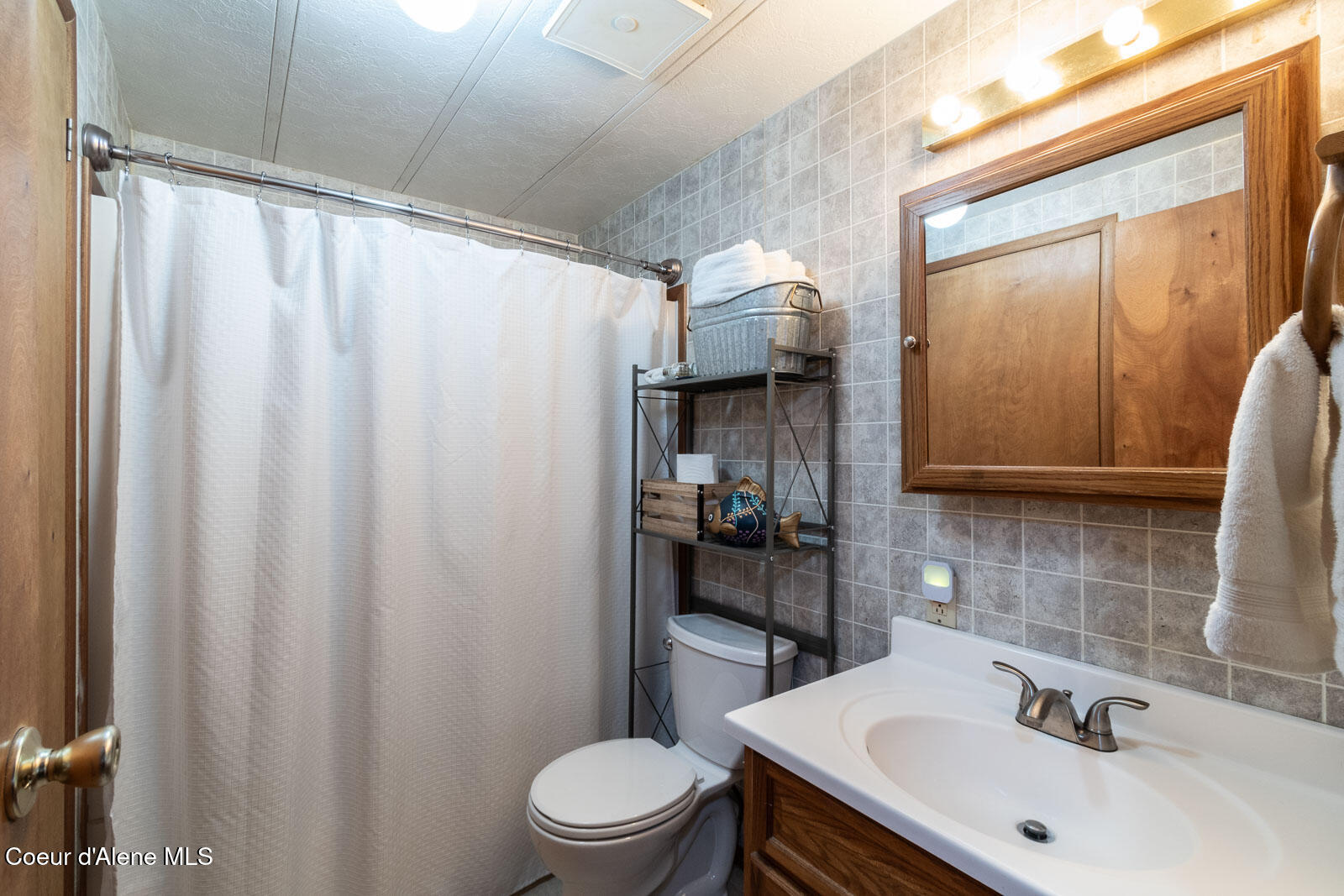 4882 West Highway 53 Rathdrum, ID 83858 - Photo 18 of 35 _D513639