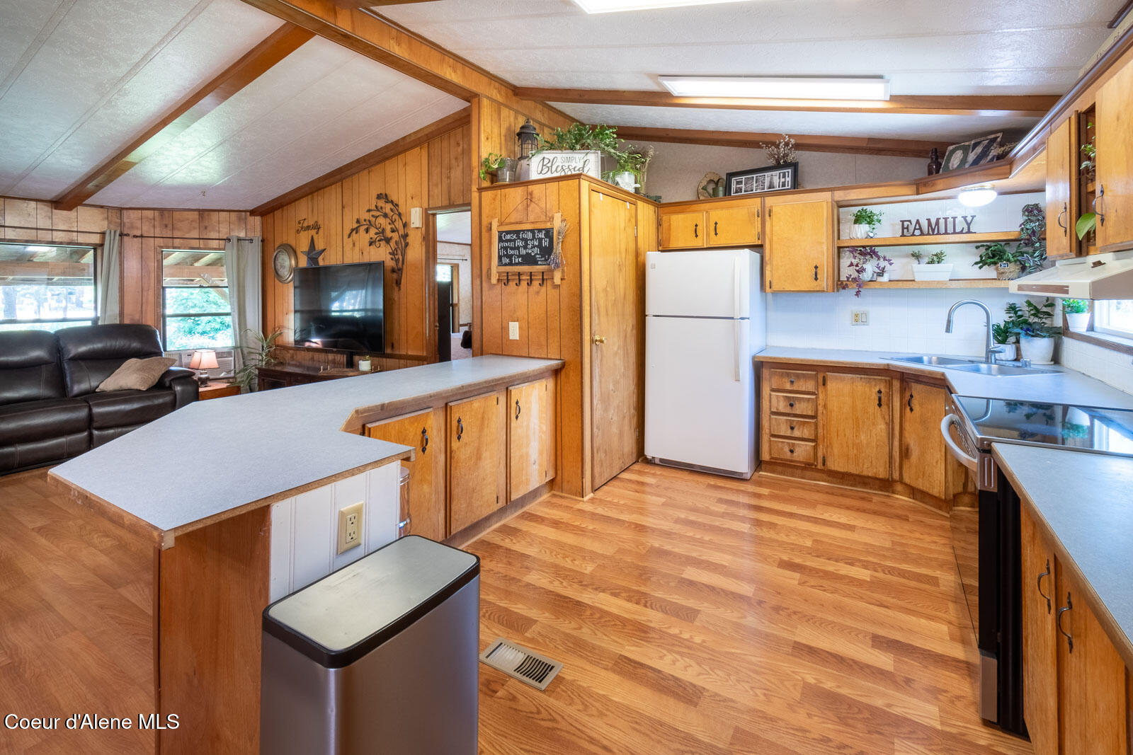 4882 West Highway 53 Rathdrum, ID 83858 - Photo 9 of 35 _D513610-HDR