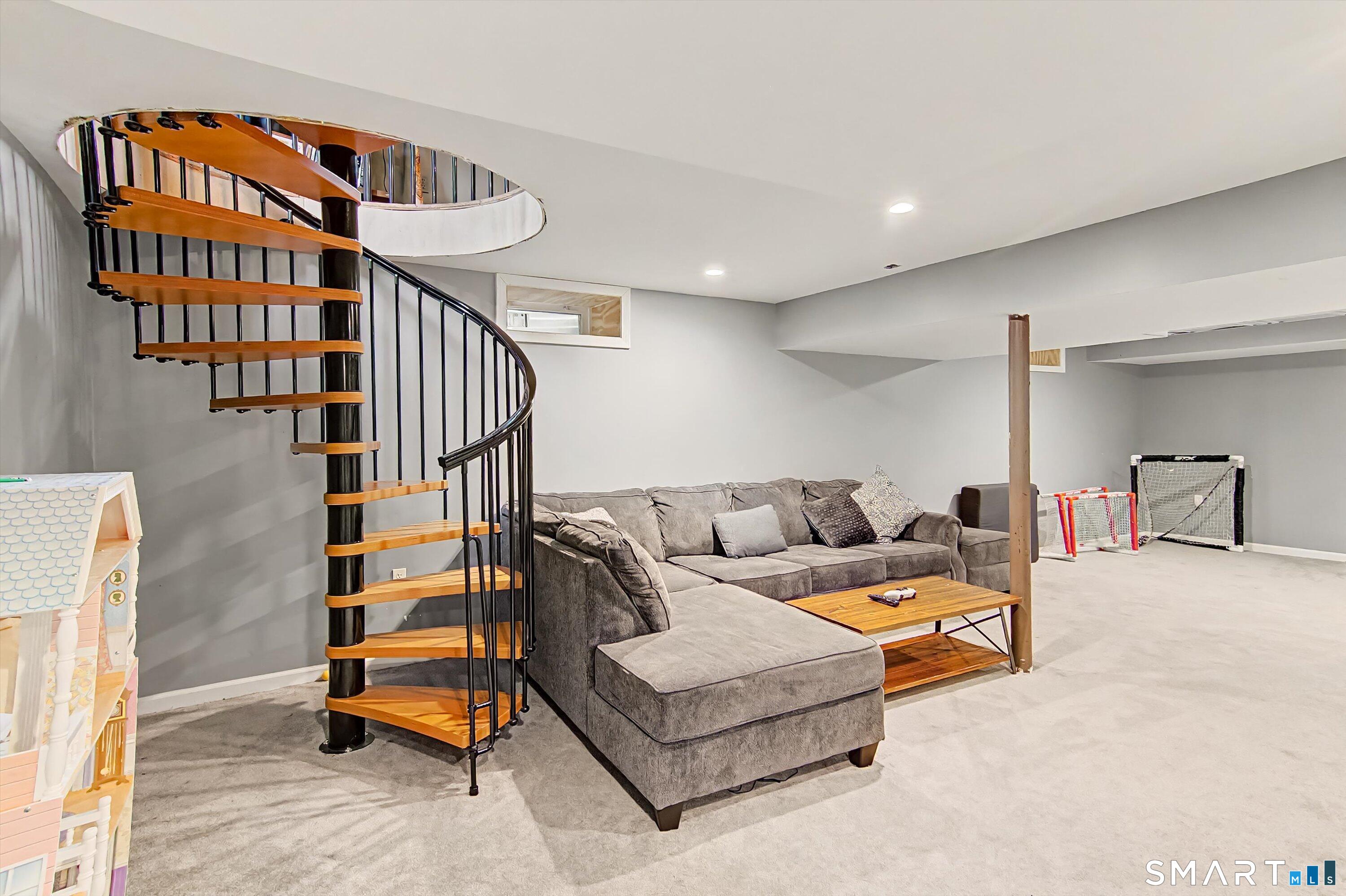 1640 Little Meadow Road Guilford, CT 06437 - Photo 19 of 40 Gallery Image 19