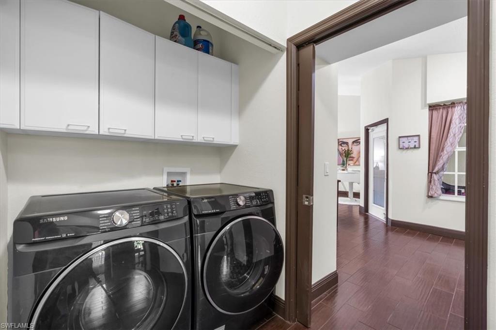 8085 Celeste Drive, Unit 824 Naples, FL 34113 - Photo 9 of 17