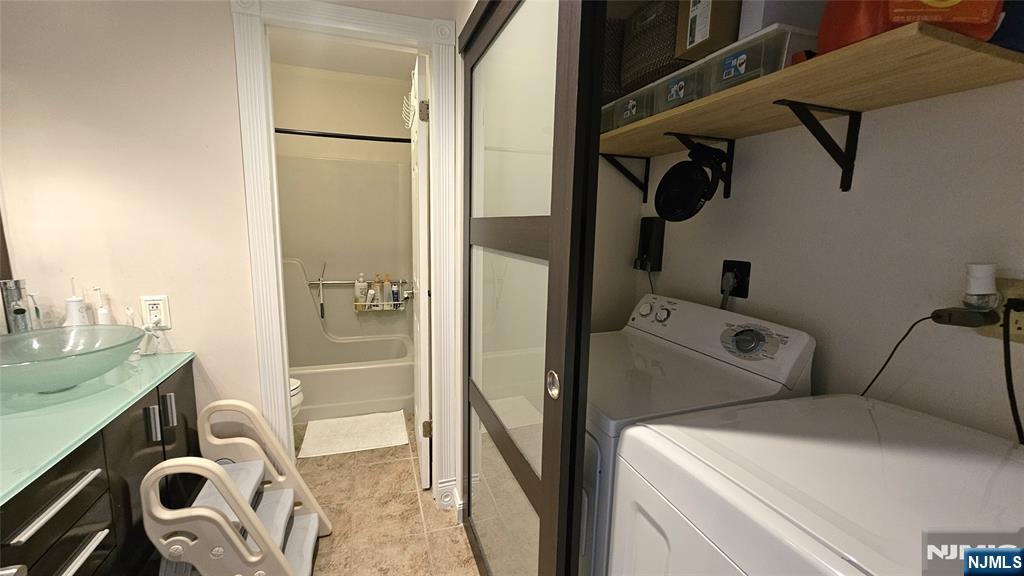 404 River Renaissance East Rutherford, NJ 07073 - Photo 10 of 10
