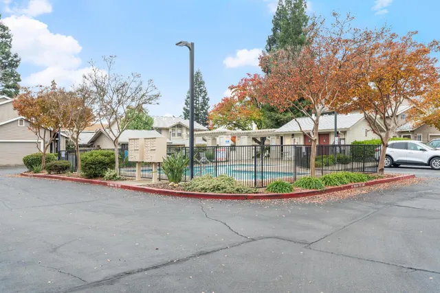 $395,000 | 4773 Courtland Lane, Carmichael, CA 95608