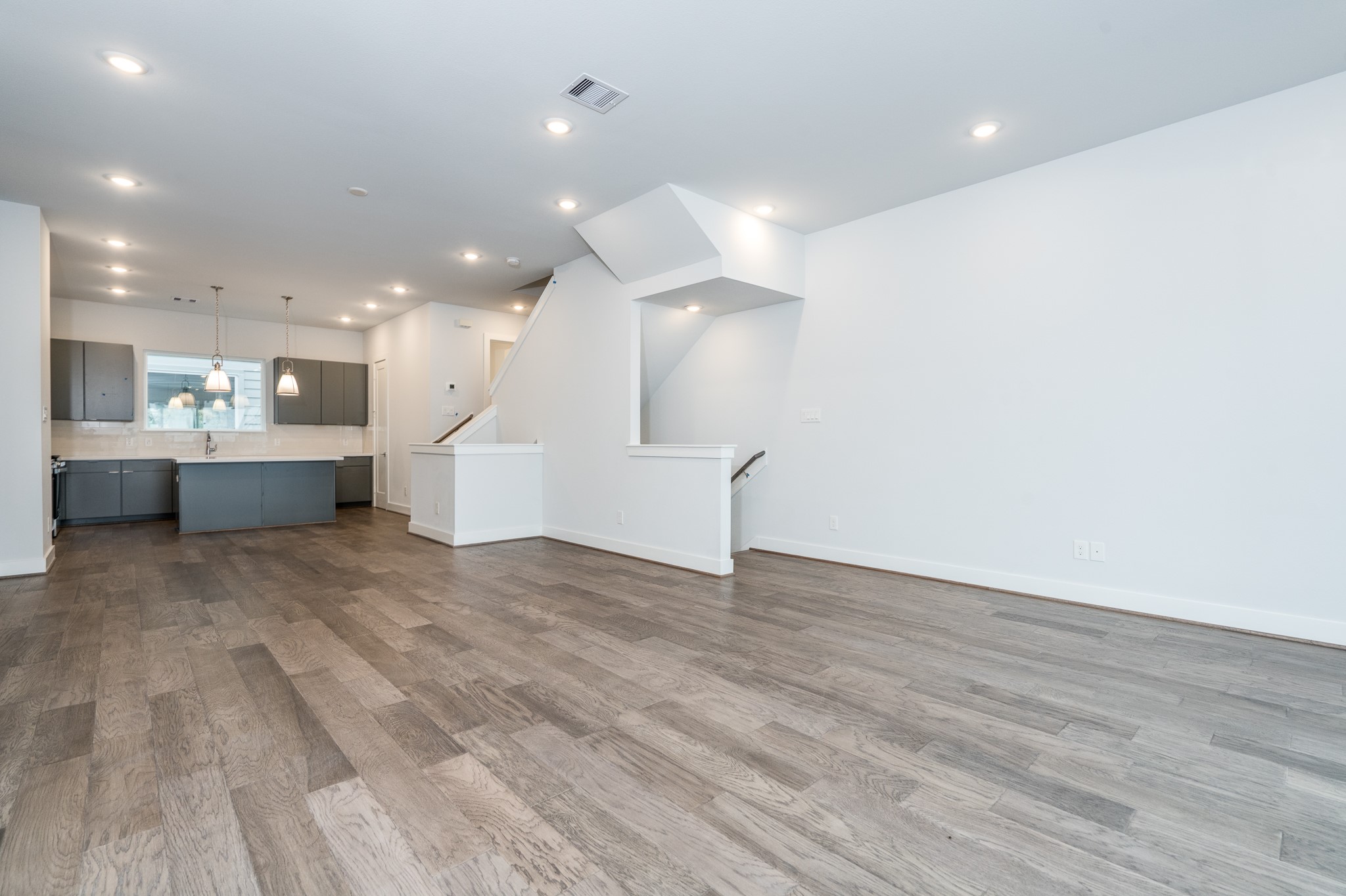 4224 Schuler Street Houston, TX 77007 - Photo 13 of 37