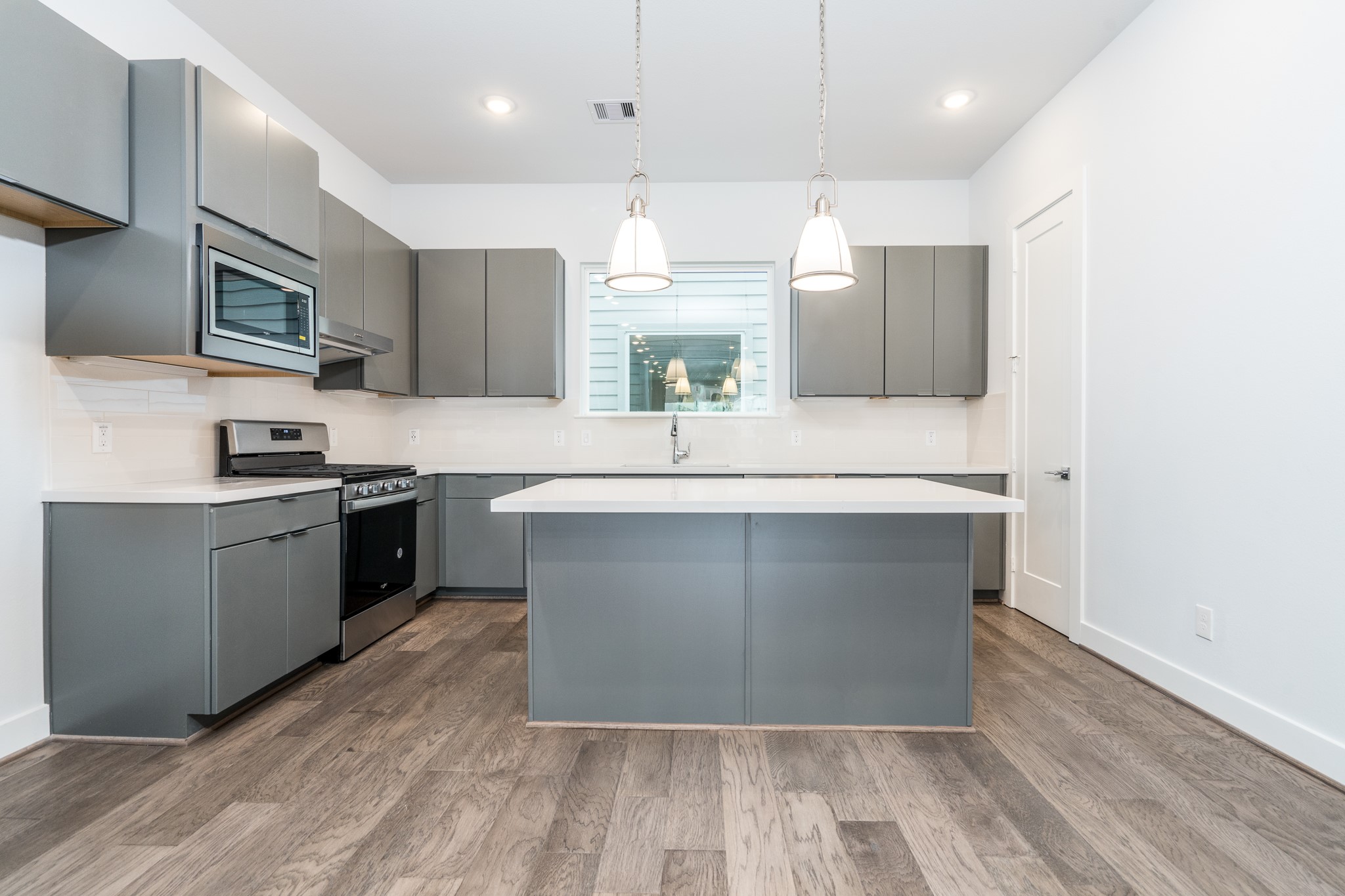 4224 Schuler Street Houston, TX 77007 - Photo 15 of 37
