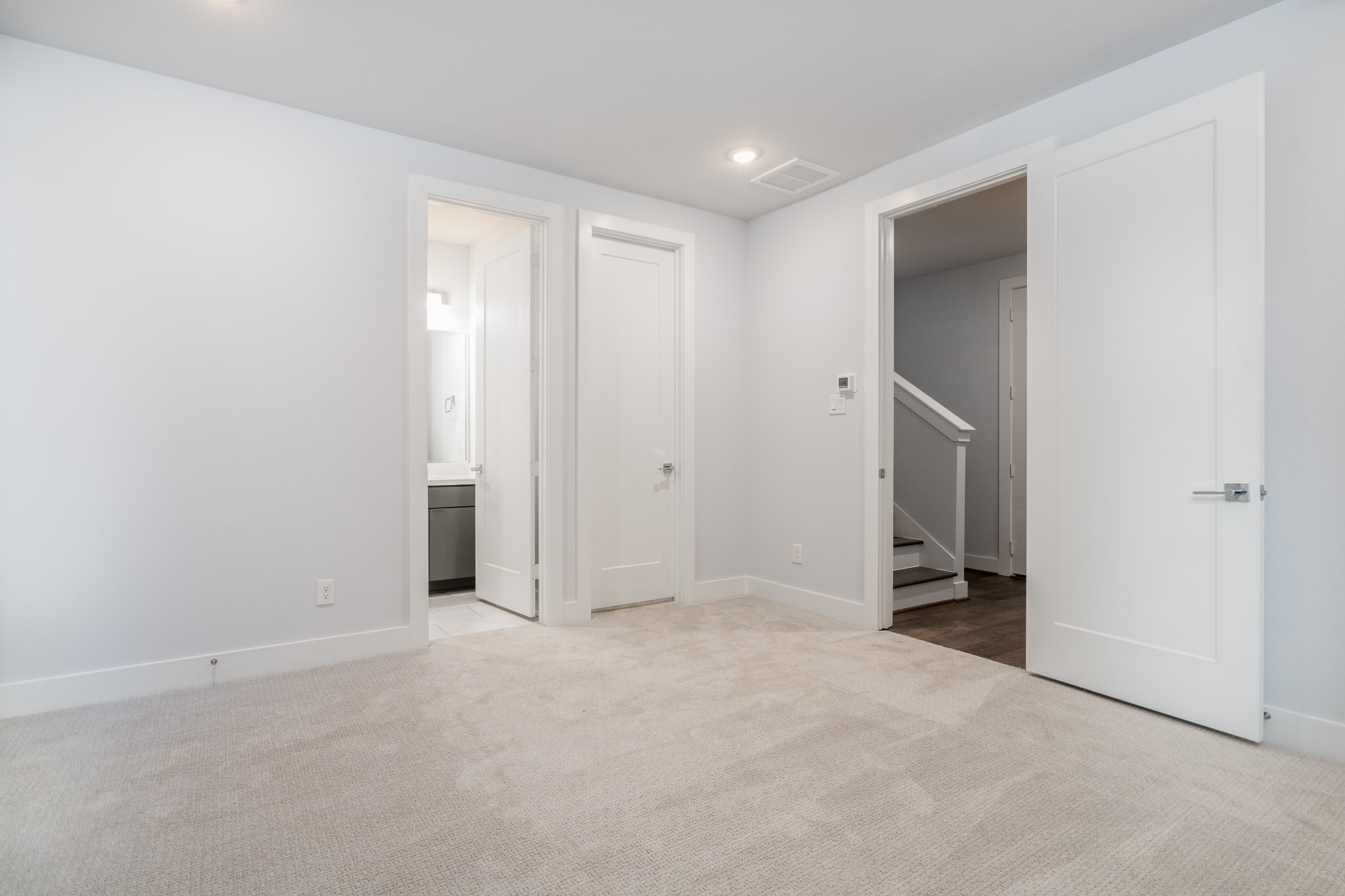 4224 Schuler Street Houston, TX 77007 - Photo 31 of 37 first floor bedroom/office.