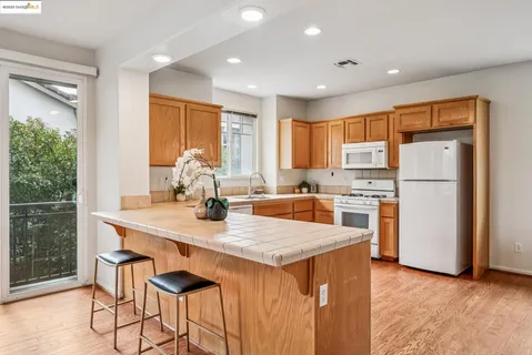 $685,000 | 1861 Parkside Drive, Concord, CA 94519