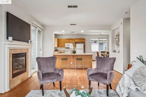 $685,000 | 1861 Parkside Drive, Concord, CA 94519