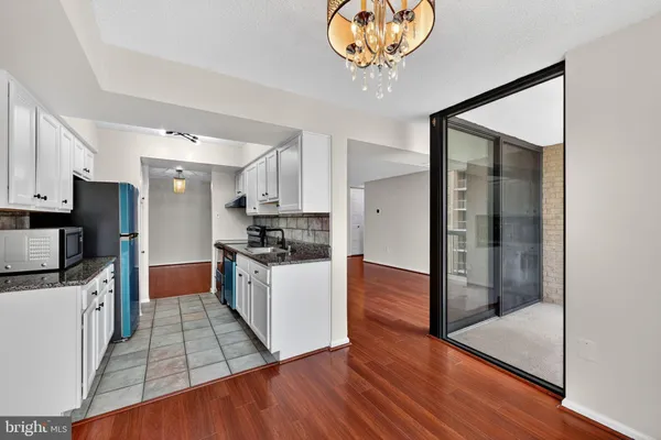 $399,000 | 4500 South Four Mile Run Drive, Unit 314, Arlington, VA 22204
