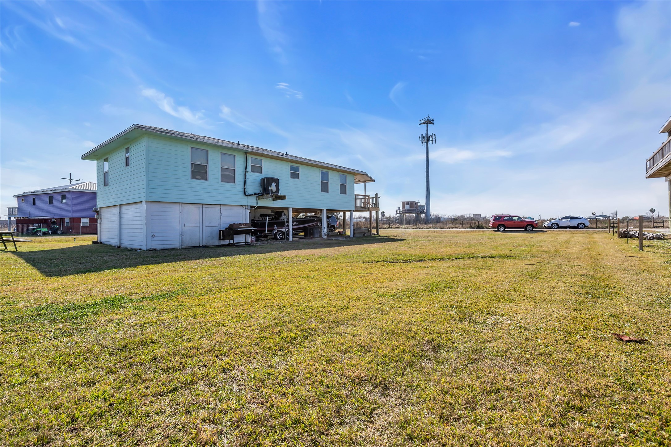 1048 North Crystal Beach Road Port Bolivar, TX 77650 - Photo 4 of 8