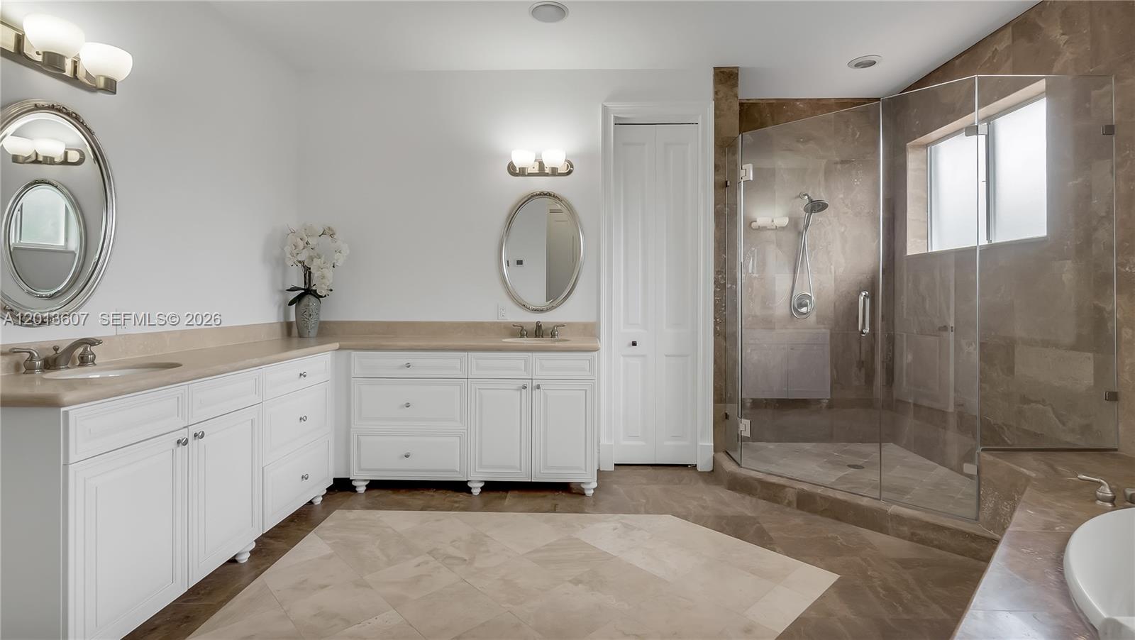 16763 Northwest 77th Path Miami Lakes, FL 33016 - Photo 14 of 63