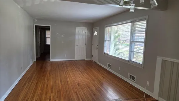 $1,995 | 136 Hillsdale Drive Southeast, Atlanta, GA 30315