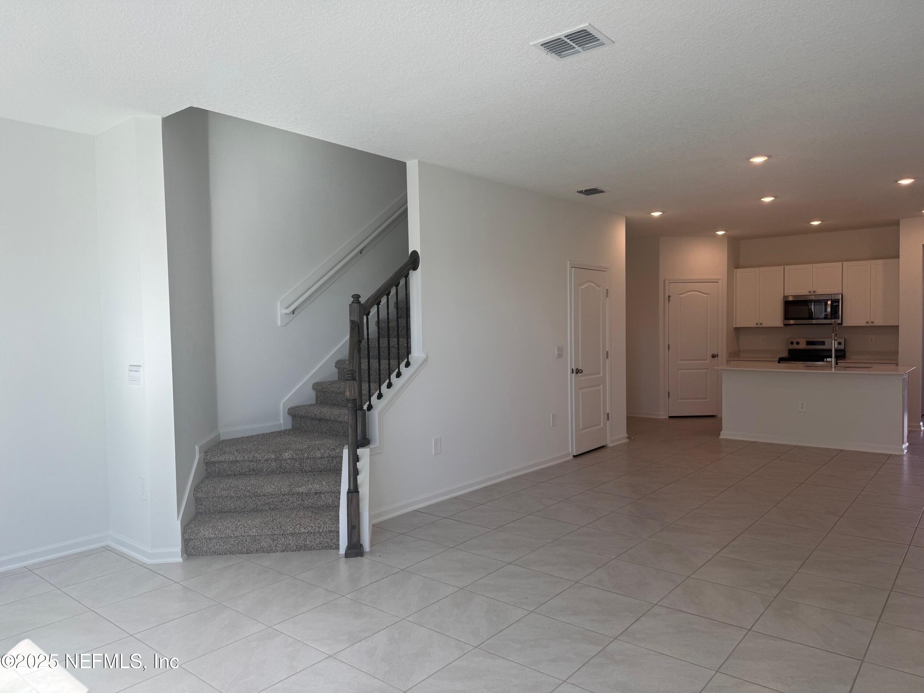 22 Blue Hvn Road St. Augustine, FL 32095 - Photo 14 of 59 a view of entryway and hall