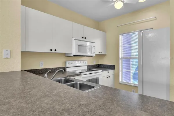 $149,900 | 2061 Willow Hammock Circle, Unit 104, Punta Gorda, FL 33983