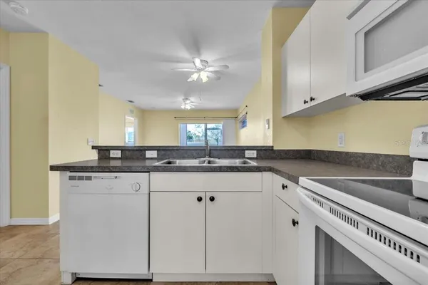 $149,900 | 2061 Willow Hammock Circle, Unit 104, Punta Gorda, FL 33983