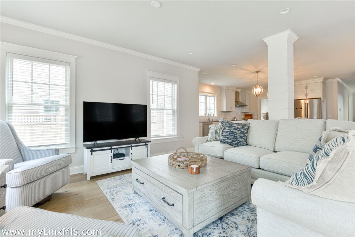 8 Grey Lady Lane Nantucket, MA 02554 - Photo 11 of 42