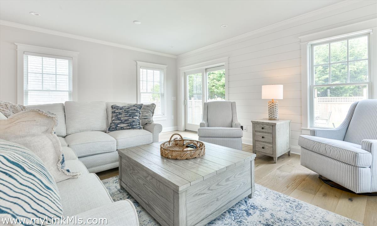8 Grey Lady Lane Nantucket, MA 02554 - Photo 14 of 42