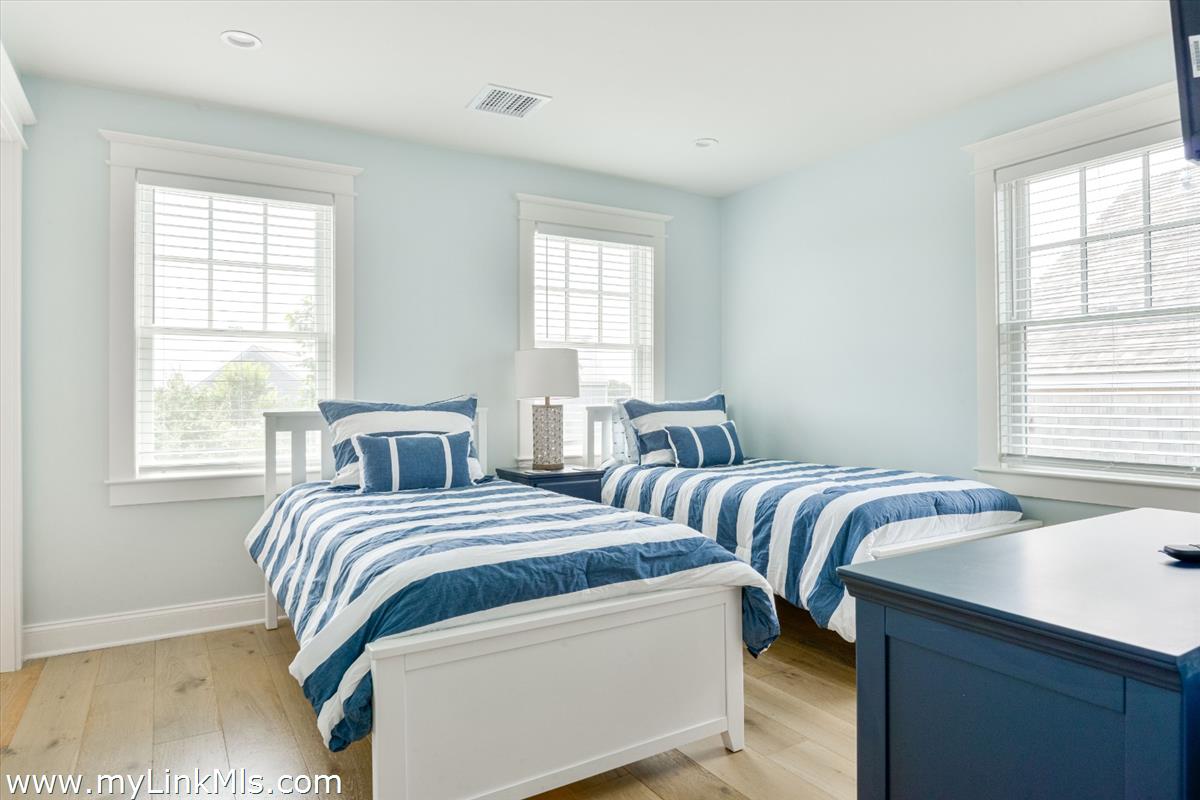 8 Grey Lady Lane Nantucket, MA 02554 - Photo 30 of 42
