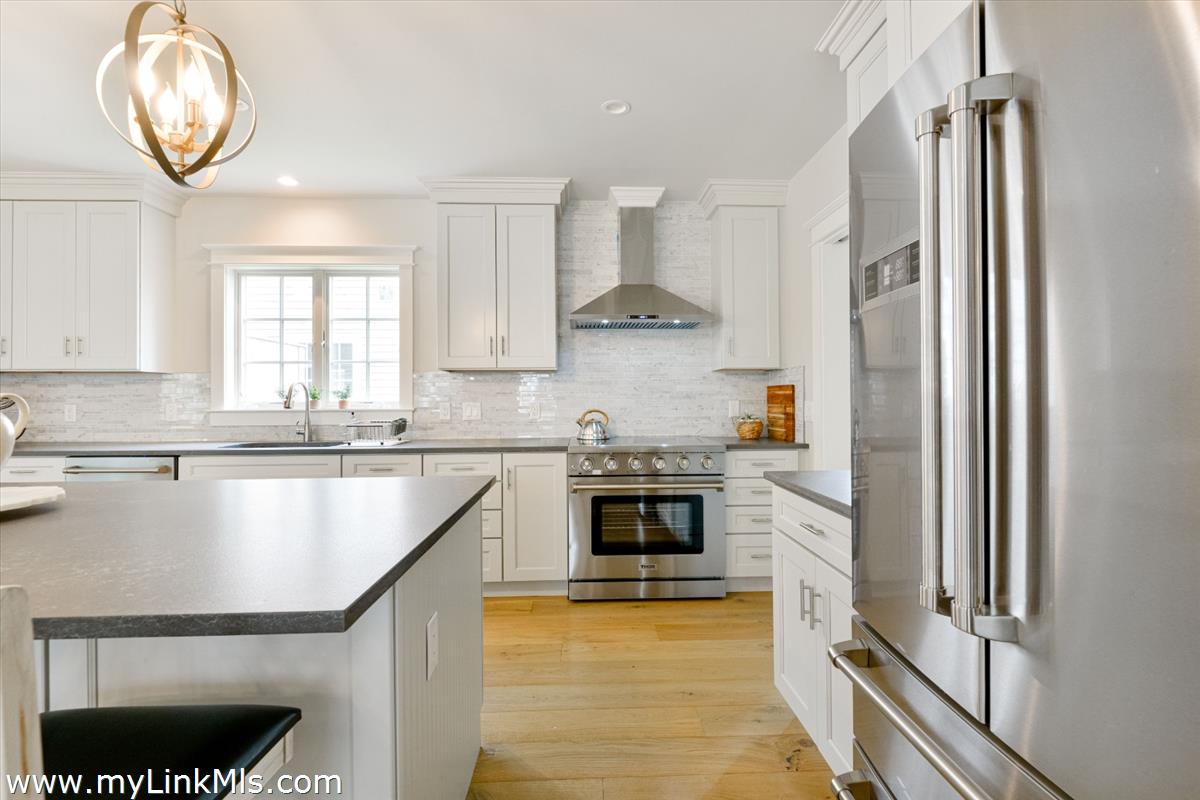8 Grey Lady Lane Nantucket, MA 02554 - Photo 6 of 42