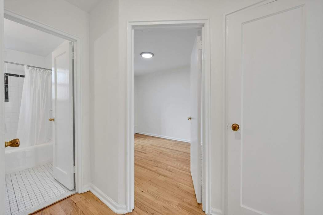 5610 Netherland Avenue, Unit 1G Bronx, NY 10471 - Photo 21 of 37 Gallery Image 21