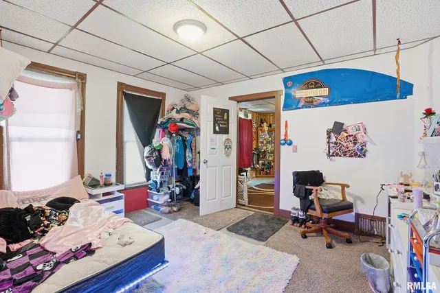 $105,000 | 625 North Division Street, Davenport, IA 52802