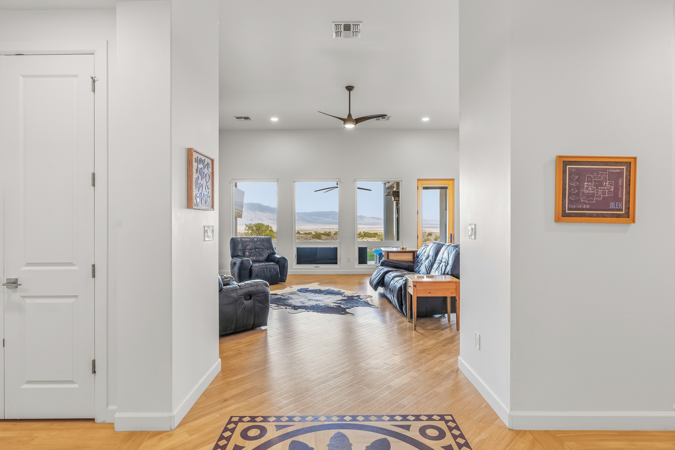 2324 Venada Road Rio Rancho, NM 87144 - Photo 5 of 43