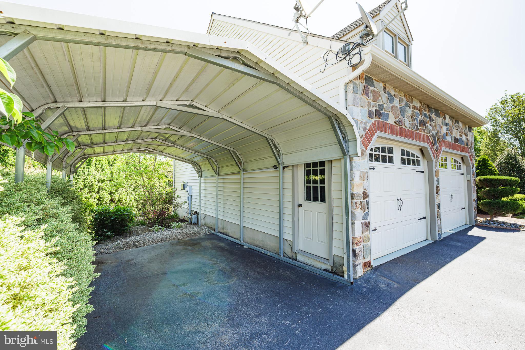 280 Raspberry Road Leola, PA 17540 - Photo 38 of 41 a view of a back yard of the house