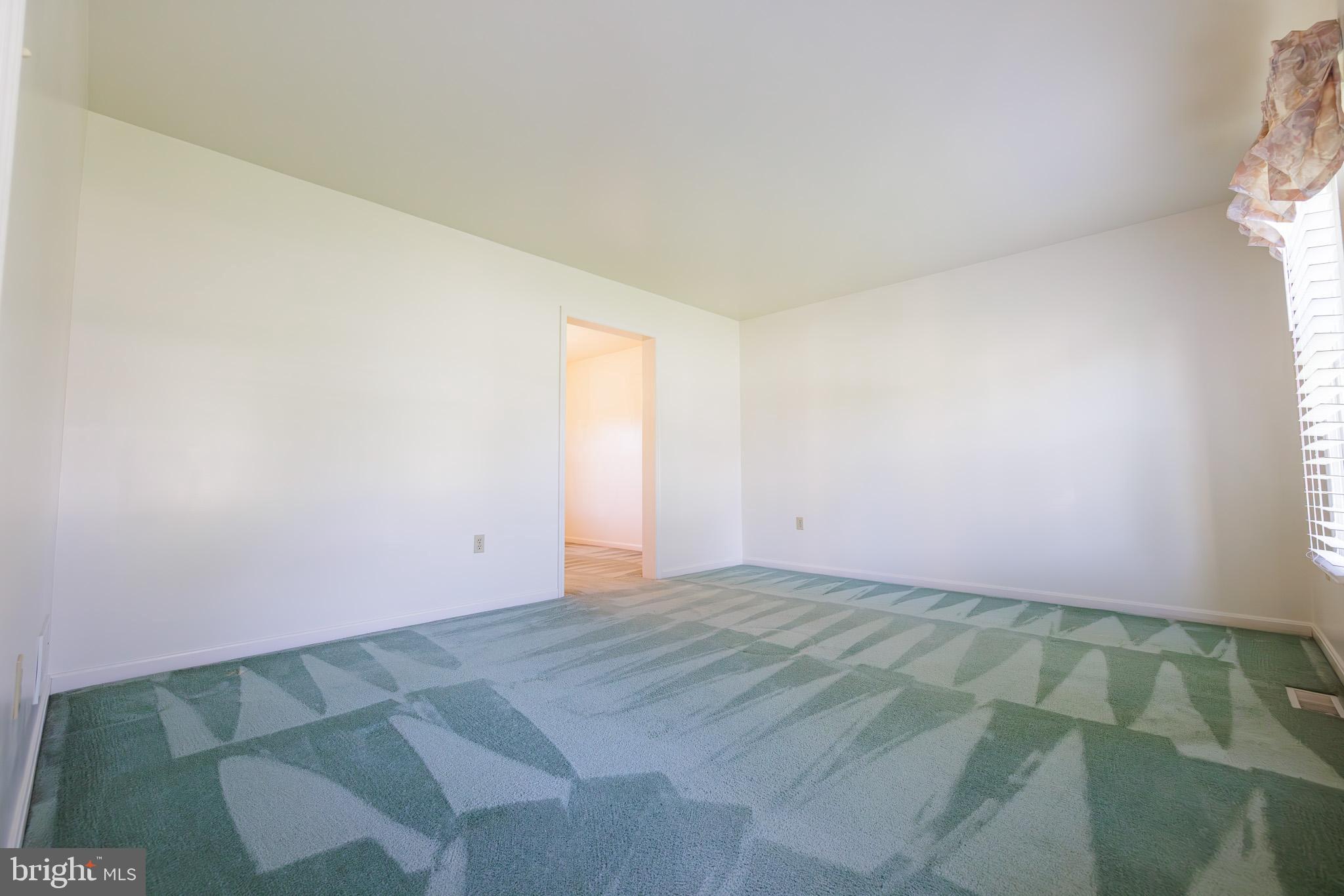 280 Raspberry Road Leola, PA 17540 - Photo 10 of 41 a view of an empty room