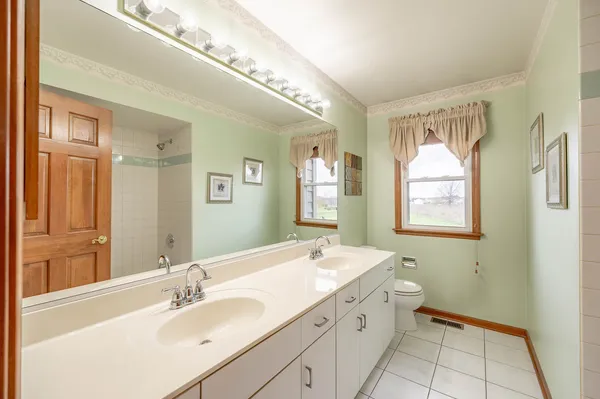 $549,900 | 3500 Bunker Hill Drive, Algonquin, IL 60102
