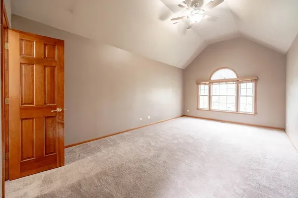 $549,900 | 3500 Bunker Hill Drive, Algonquin, IL 60102