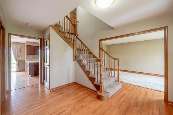 $549,900 | 3500 Bunker Hill Drive, Algonquin, IL 60102