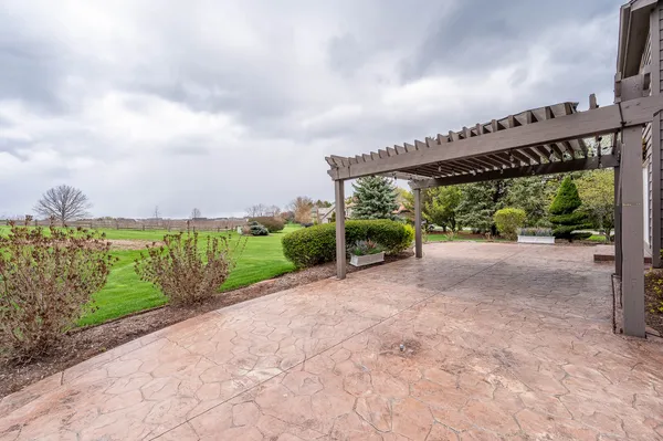 $549,900 | 3500 Bunker Hill Drive, Algonquin, IL 60102