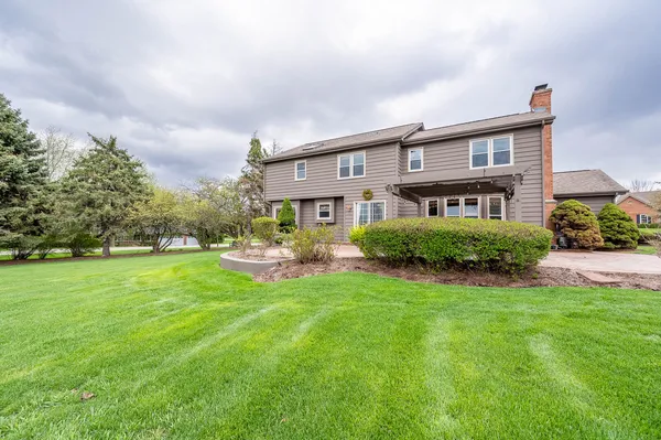 $549,900 | 3500 Bunker Hill Drive, Algonquin, IL 60102