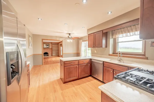 $549,900 | 3500 Bunker Hill Drive, Algonquin, IL 60102