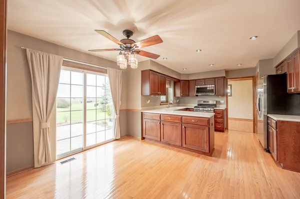 $549,900 | 3500 Bunker Hill Drive, Algonquin, IL 60102