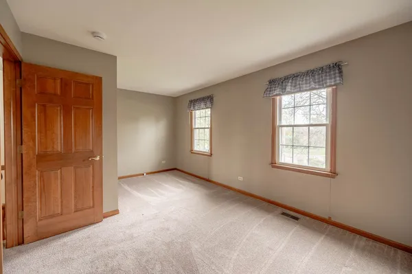 $549,900 | 3500 Bunker Hill Drive, Algonquin, IL 60102