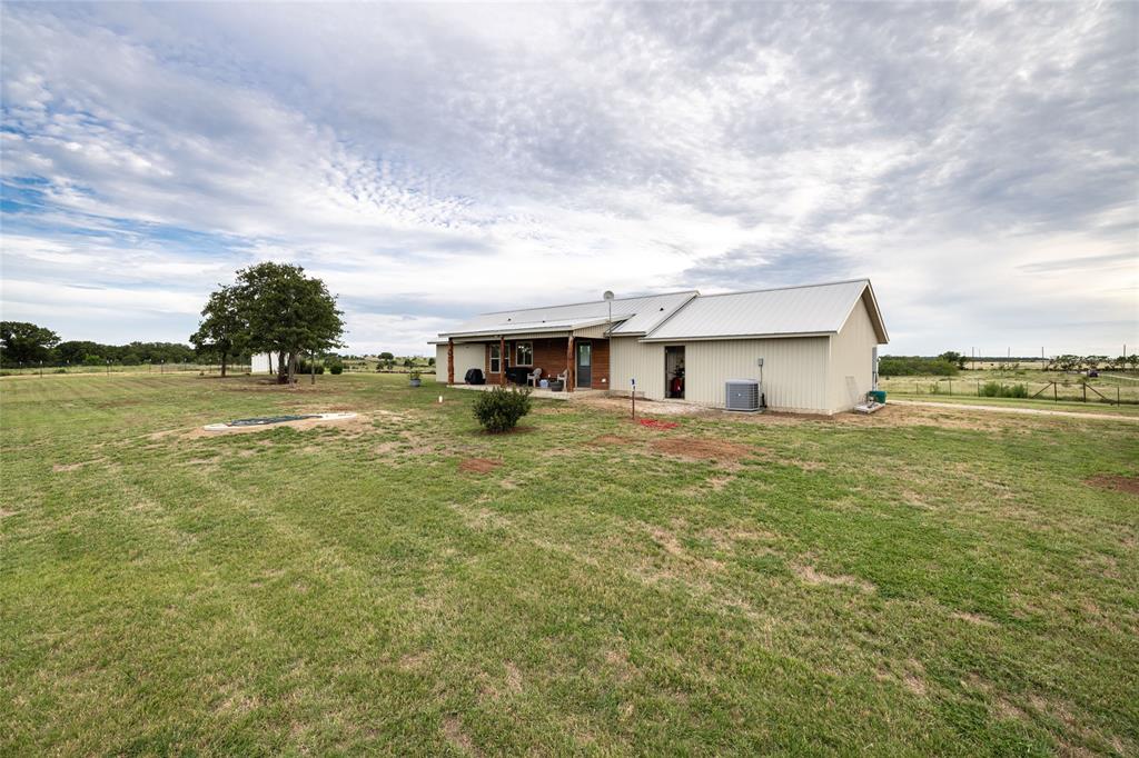 493 Browning Road Bellevue, TX 76228 - Photo 22 of 33